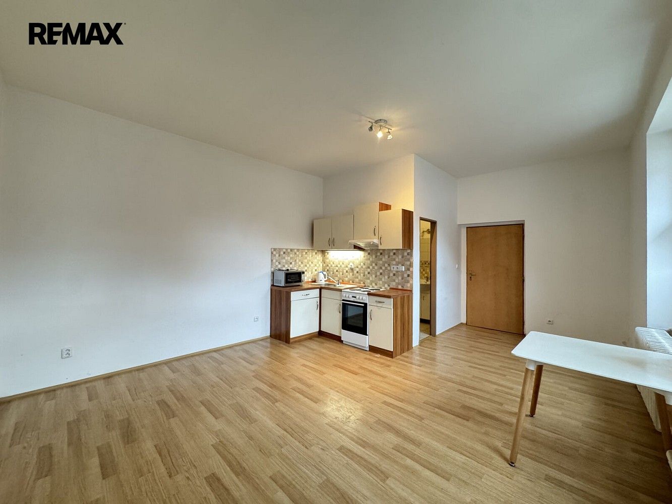 Pronájem byt 1+kk - Krabčice, okres Litoměřice, Ústecký kraj, 25 m² - 5