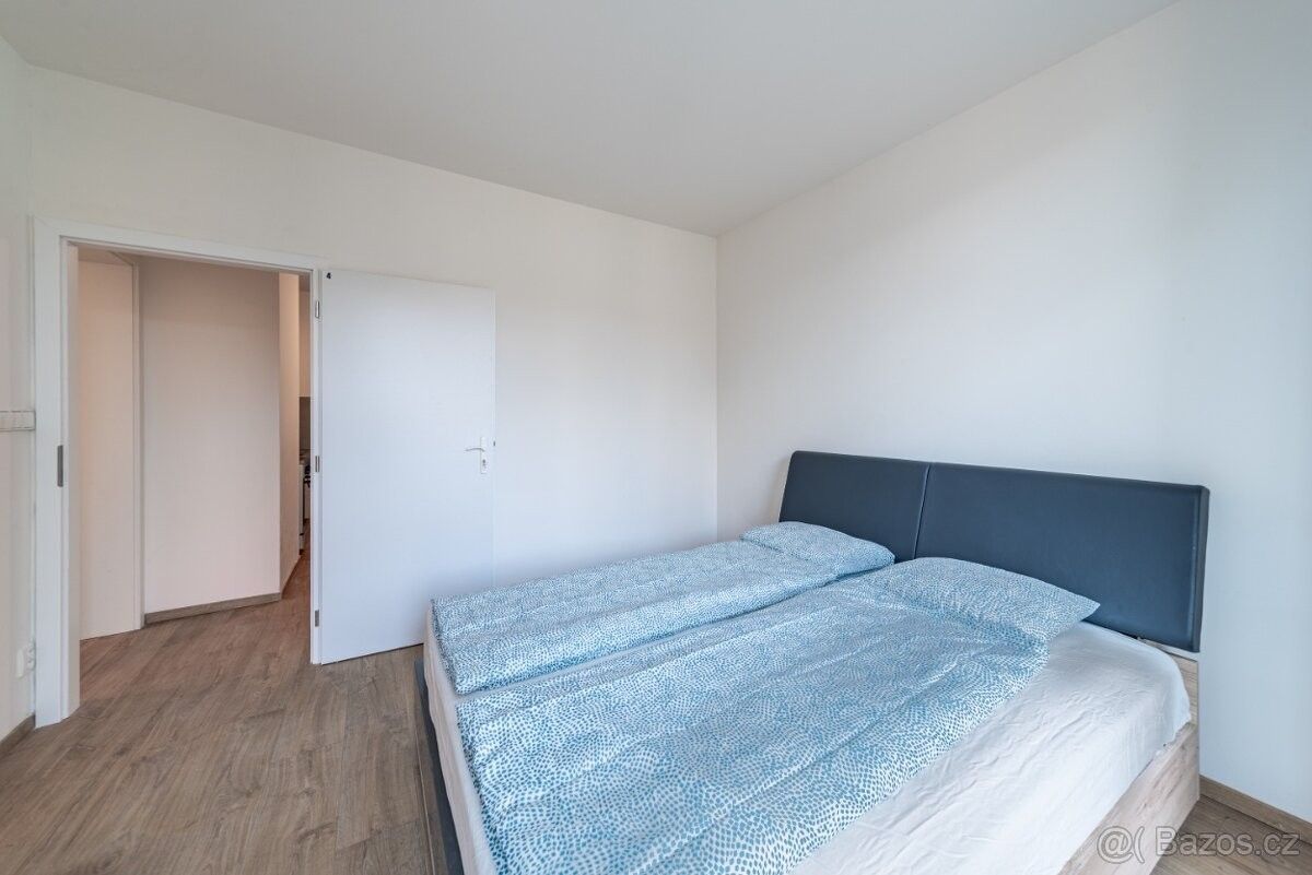 Pronájem byt - Praha, 150 00