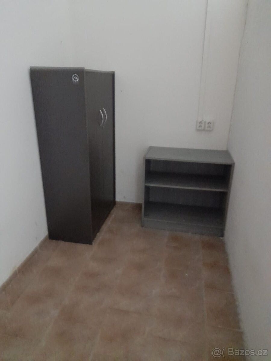 Pronájem kancelář - Bečov, 434 01