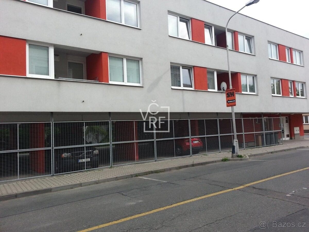 Pronájem garáž - Hradec Králové, 500 02