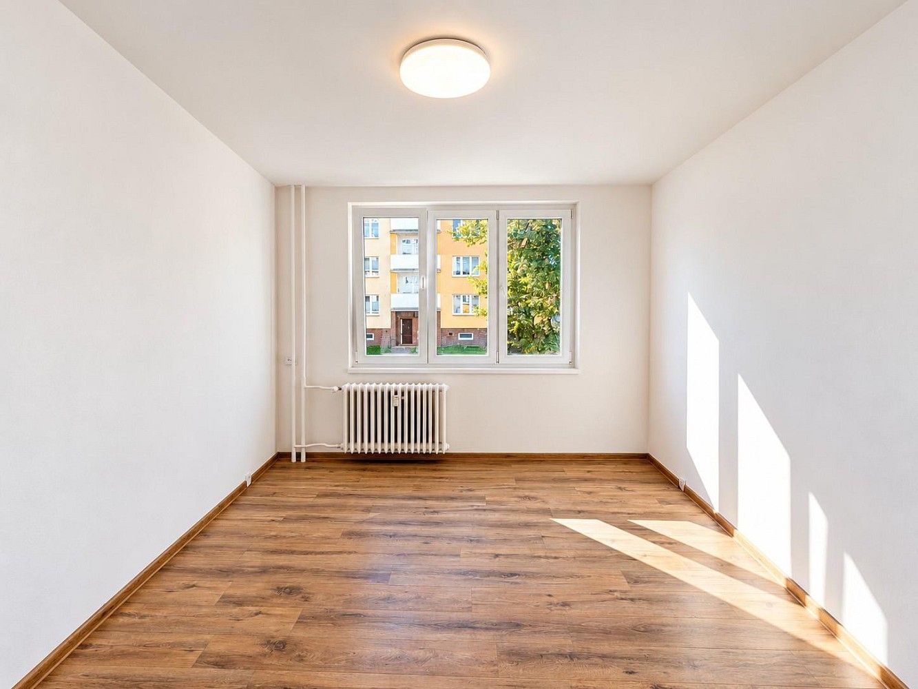 Byt 2+1 · 53 m² · Jana Ámose Komenského, Klášterec nad Ohří - Miřetice u Klášterce nad Ohří, okres Chomutov - 3
