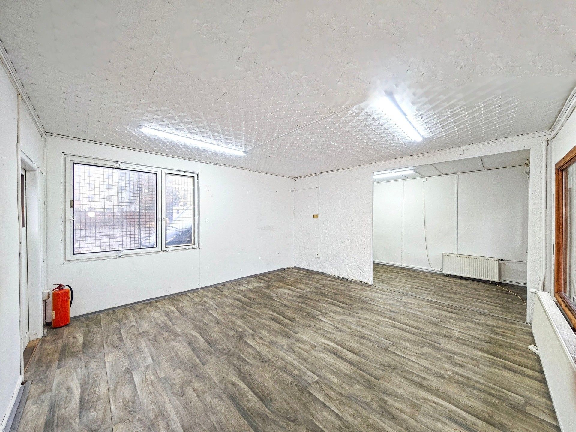 Pronájem obchodní prostory - Jana Palacha, Pardubice, 31 m²