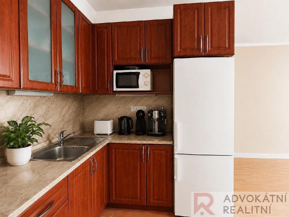 2+kk, Praha - Strašnice, okres Praha 10, Hlavní město Praha, 60 m² - 2
