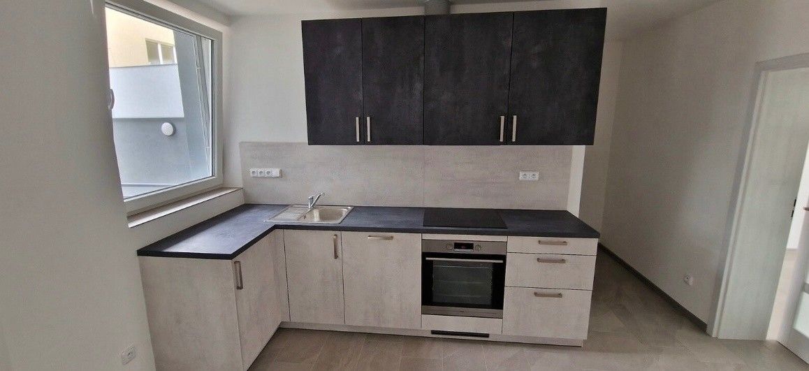 Byty, Velké Pavlovice, 691 06