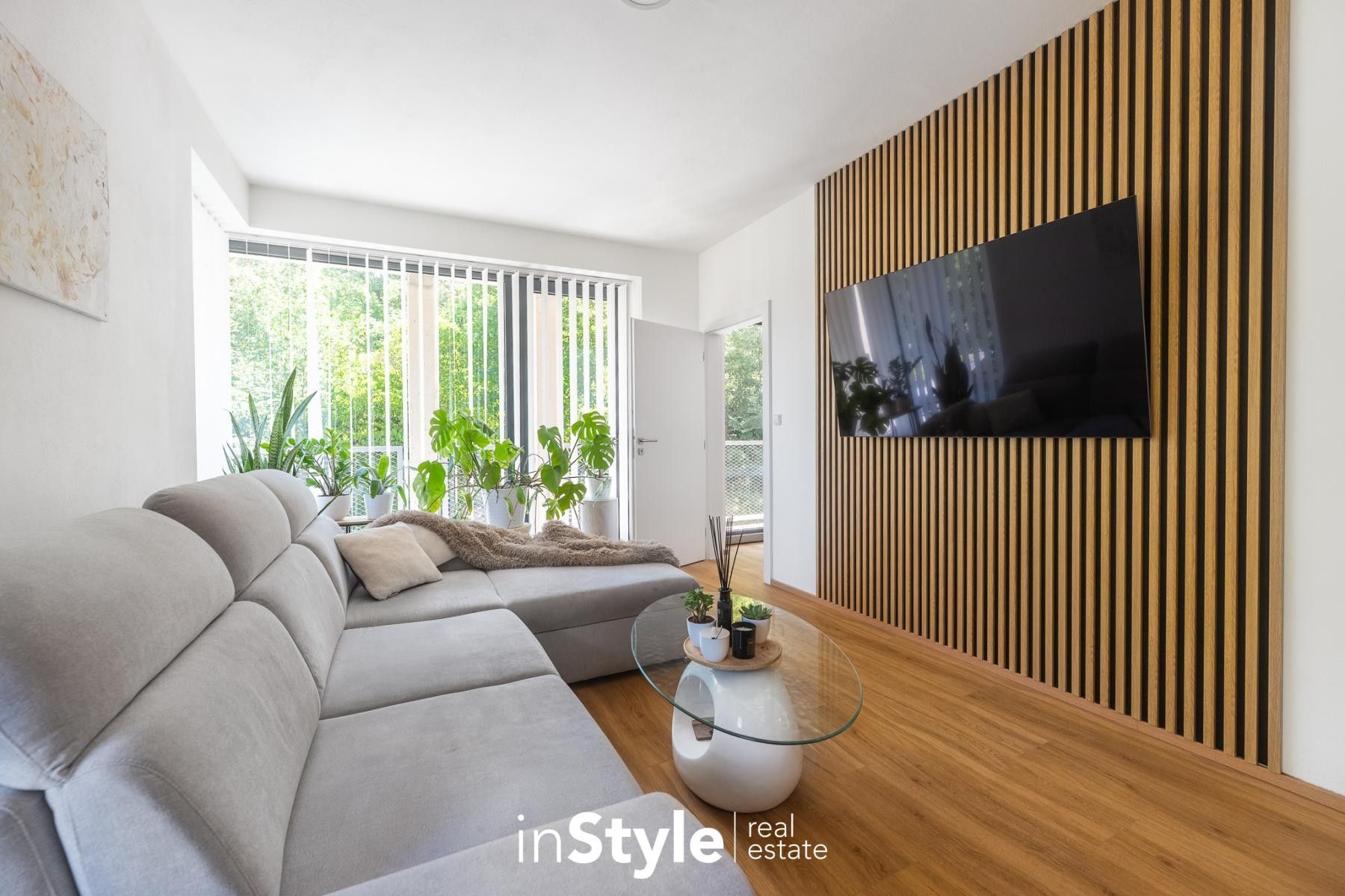 2+kk, 28. října,Uherské Hradiště, 53 m² - 2