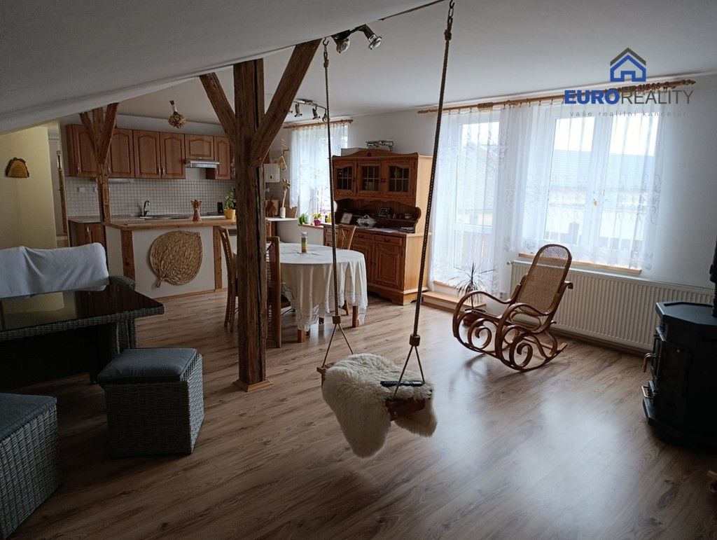 Rodinný dům · 360 m² · Husova, Teplá - 3