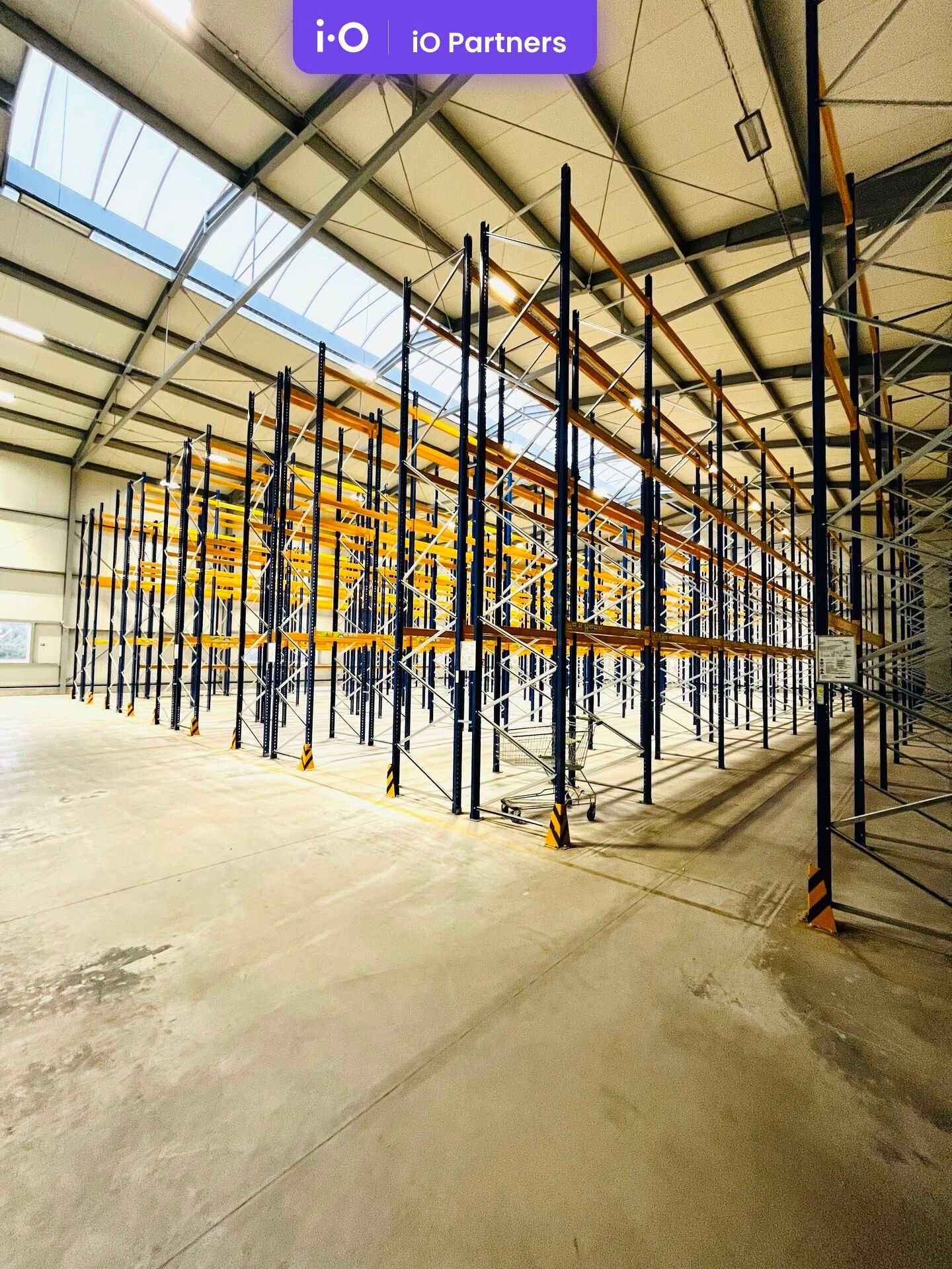 Sklady, Dubno, 5 000 m² - 2