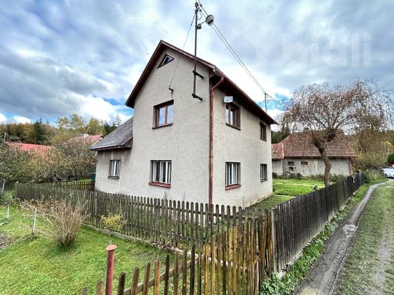 Prodej rodinný dům - Lhota u Vsetína, 189 m²