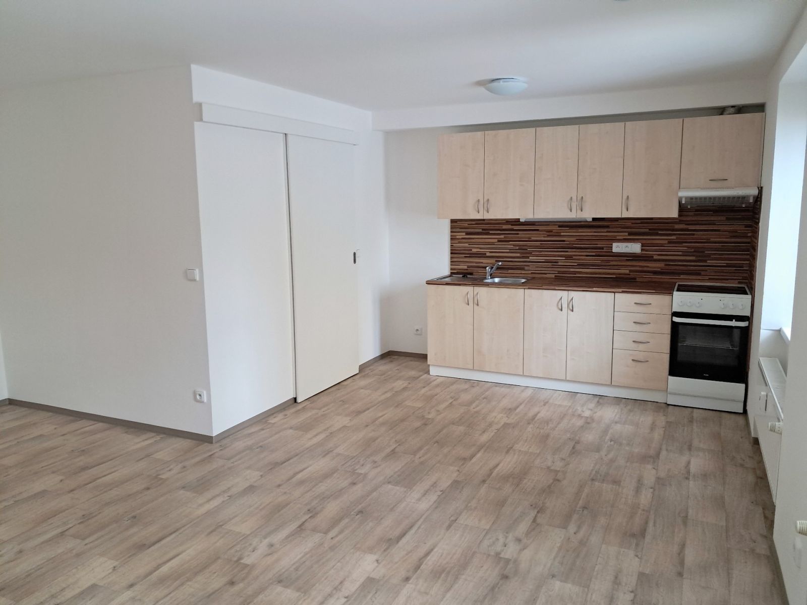 Byt 2+kk · 47 m² · Karáskovo náměstí, Brno - Židenice, Jihomoravský kraj - 3