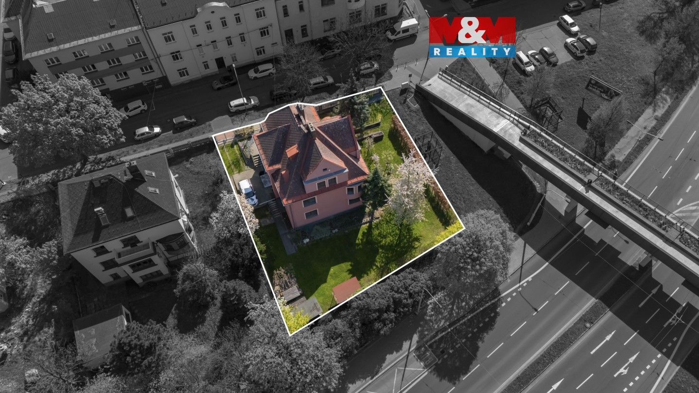 Rodinné domy, Jaklovecká, Ostrava, 310 m² - 1