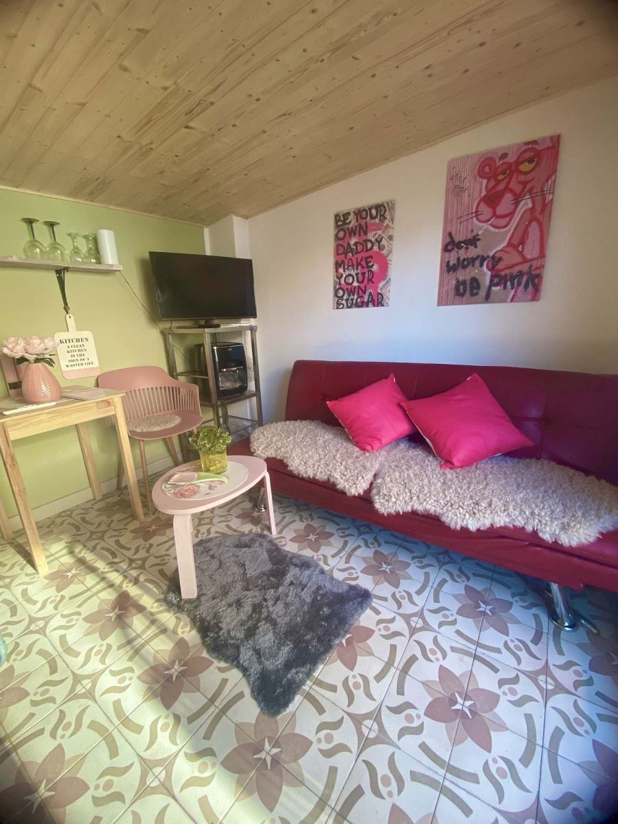 Chaty, Neratovice - Mlékojedy u Neratovic, Středočeský kraj - 2