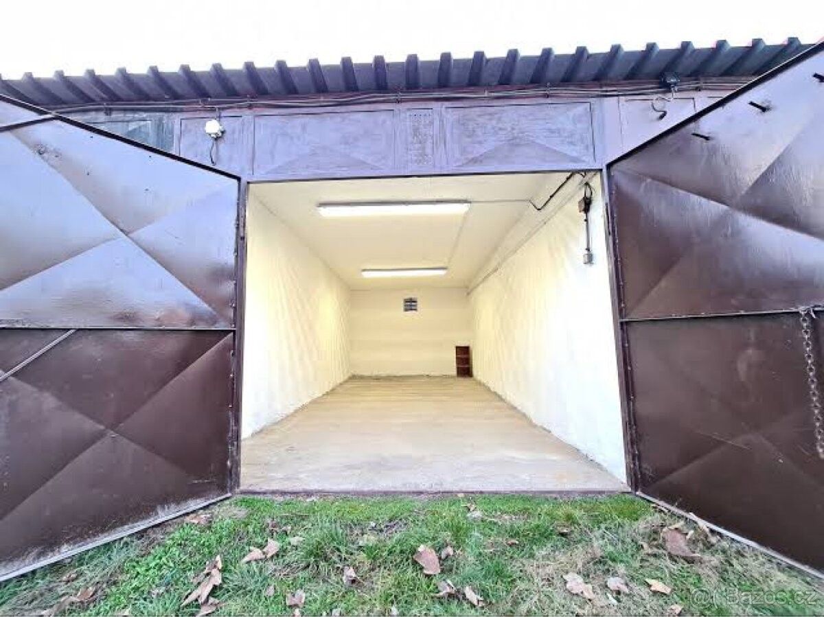 Garáže, Lomnice nad Popelkou, 512 51