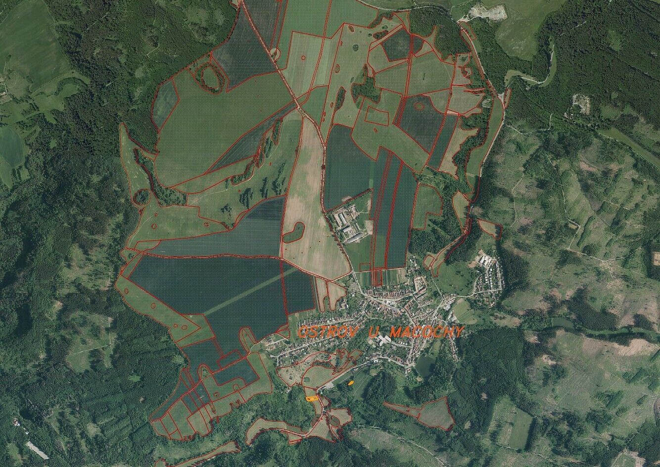 Zemědělský pozemek, 1 517 m²