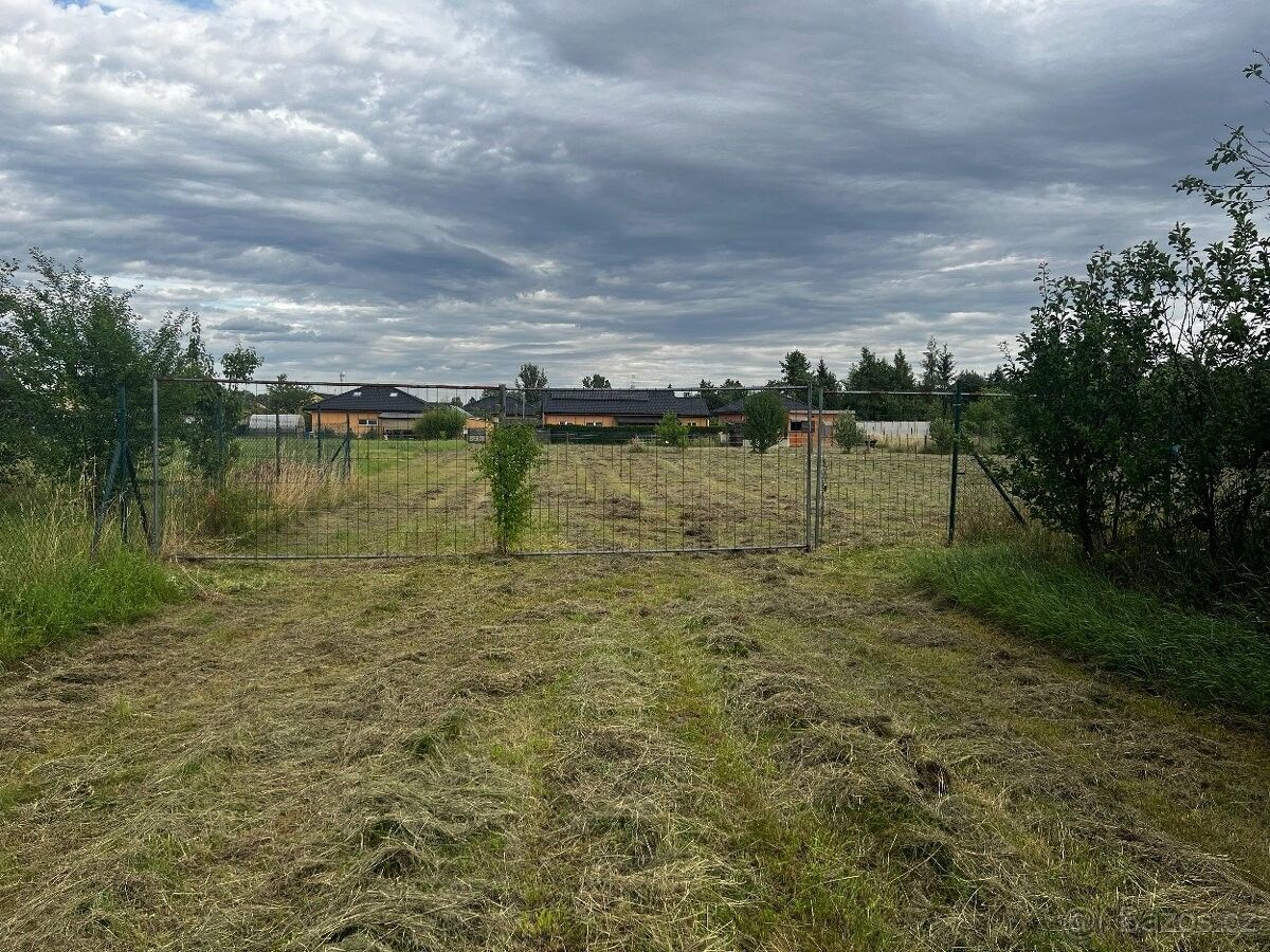 Pozemek pro bydlení · Úžice u Kralup nad Vltavou, 277 45 - 4