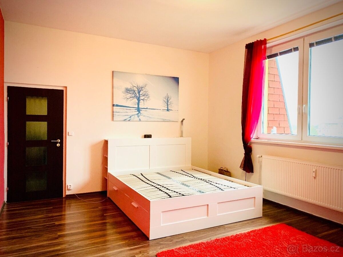 Byty, Milovice nad Labem, 289 24