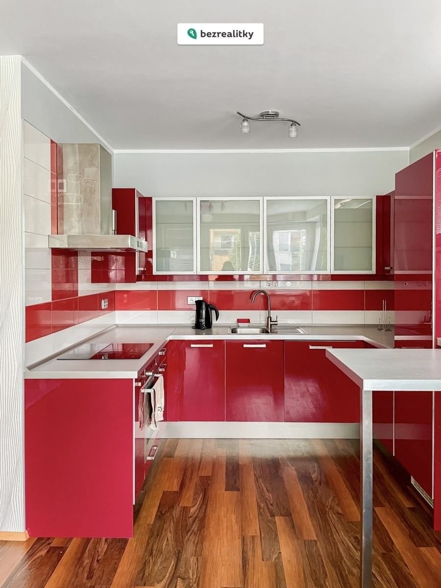 Prodej byt 2+kk - Pod Harfou 938, Praha, 54 m²