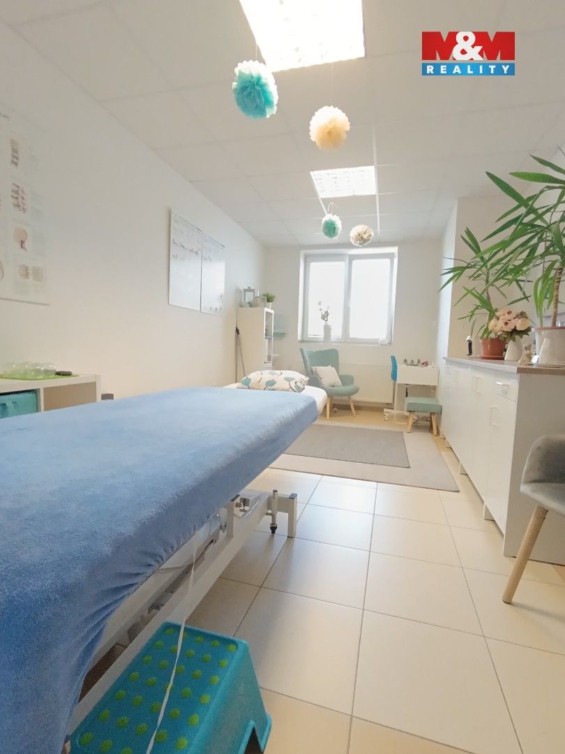 Obchodní prostory, nám. Komenského, Tišnov, 26 m² - 2