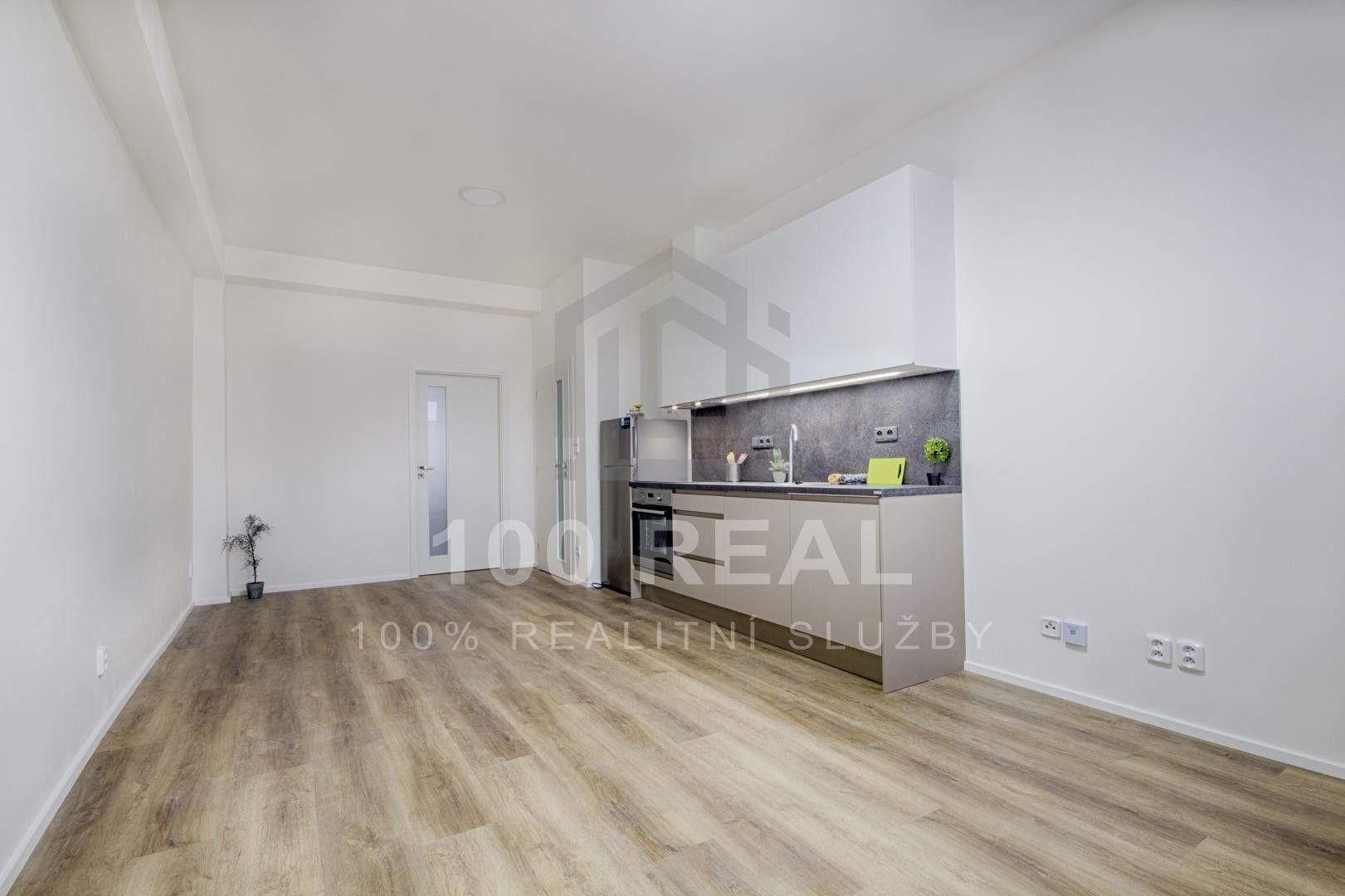 Pronájem byt 3+kk - Průmyslová, Hradec Králové, 62 m²