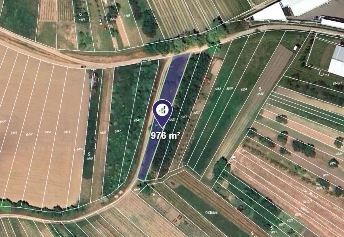 Zemědělský pozemek, 976 m²