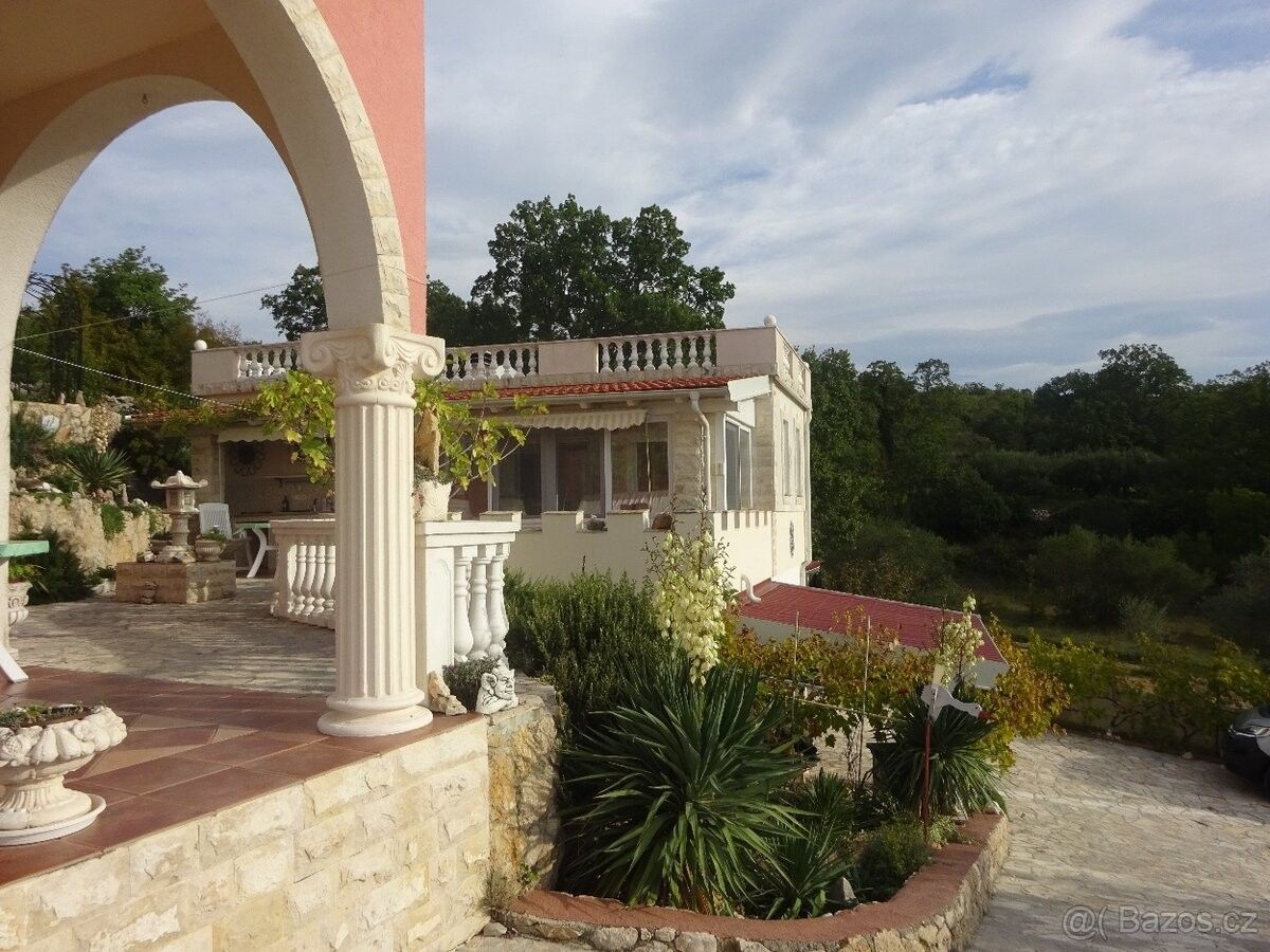 Rodinný dům · 987 66, Zahraničí - 4
