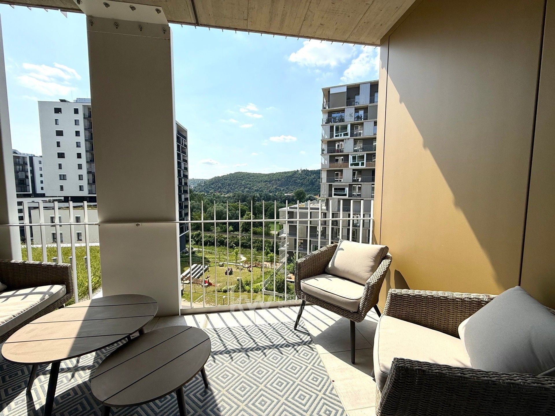 2+kk, Mezi vodami, Praha, 49 m²