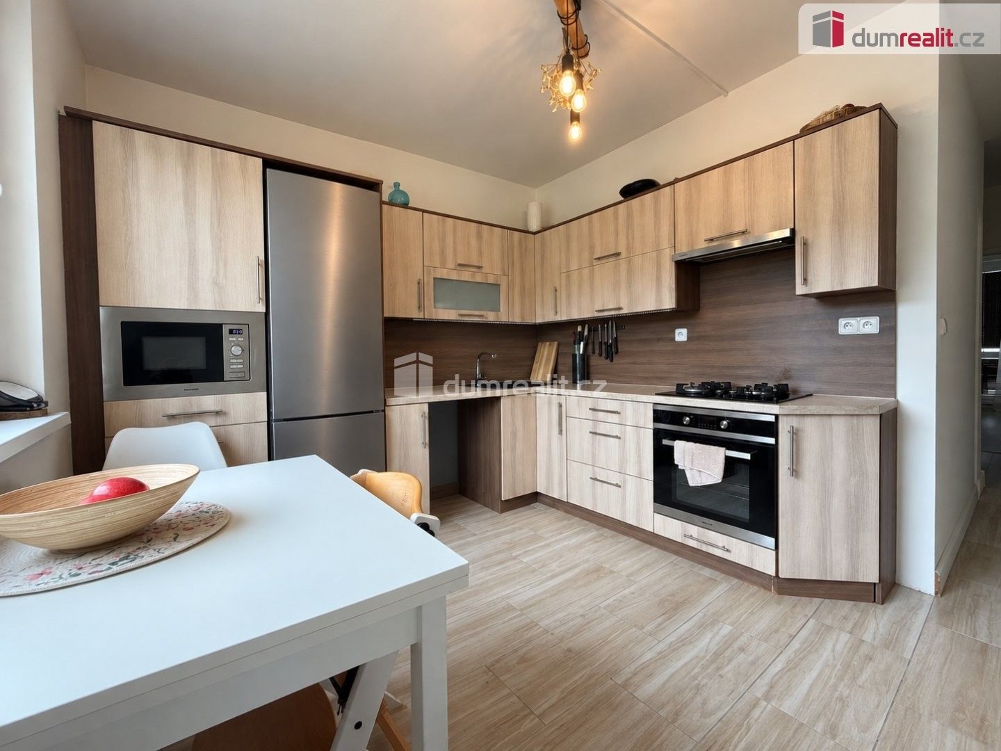 4+1, Sportovní, Loket, 76 m²