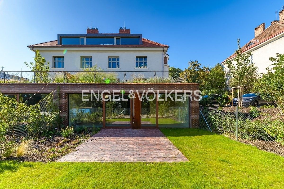 4+kk, U zdravotního ústavu, Praha, 116 m²