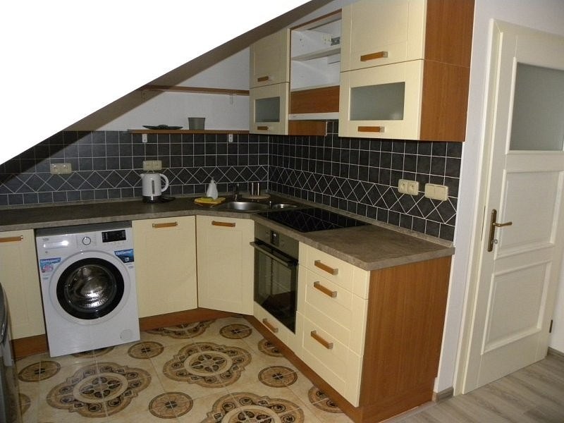 Pronájem byt 1+kk - Lazebnická, Jihlava, 24 m² - 2