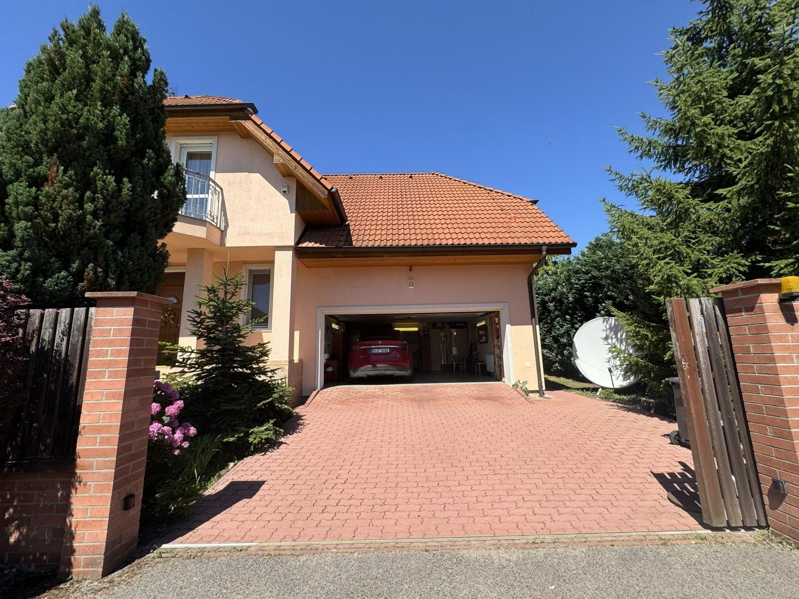 Rodinné domy, Nad Helmrovkou, Praha, 301 m² - 2