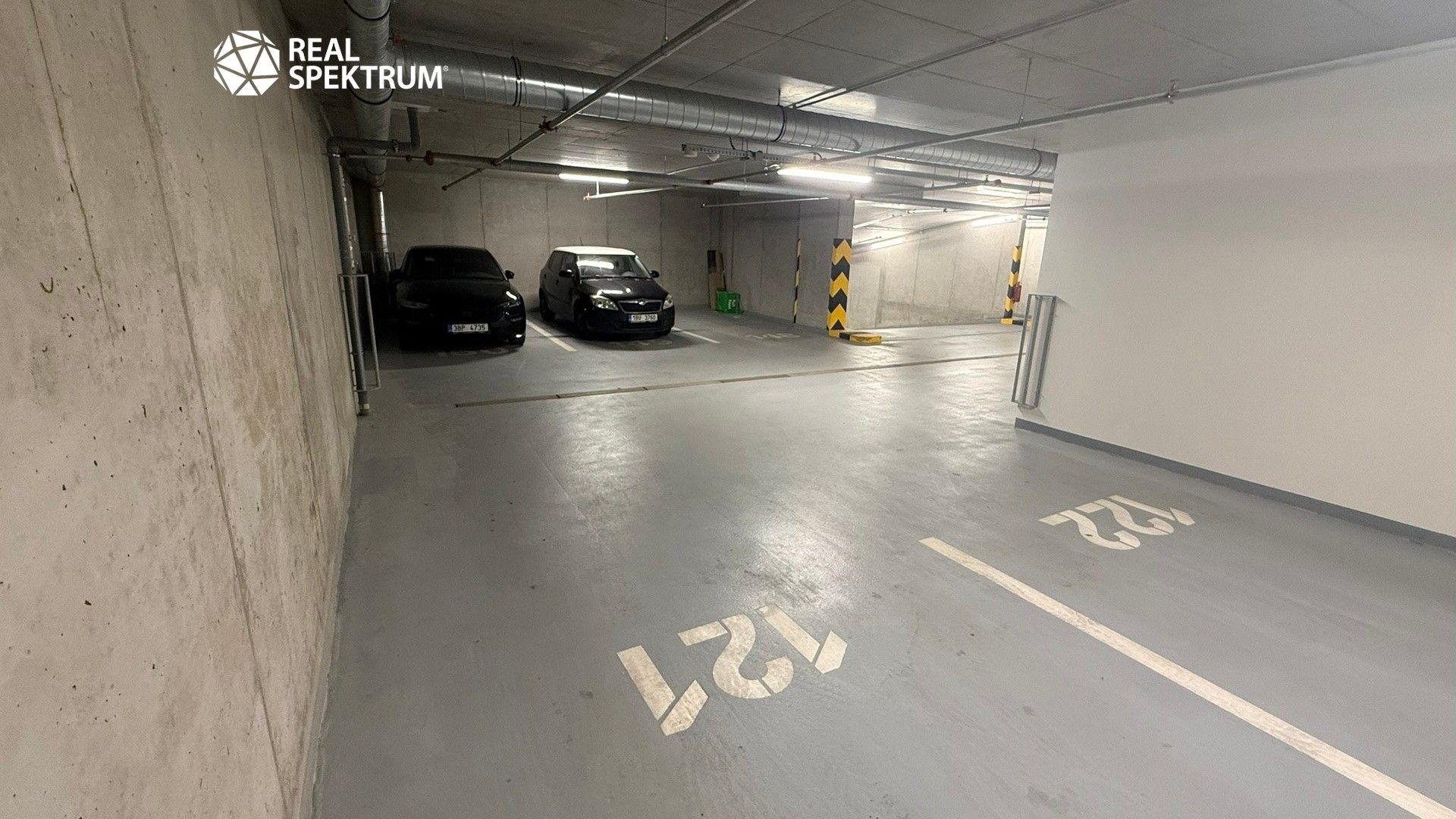Pronájem garáž - Bratislavská,Zábrdovice,Brno, 18 m² - 5