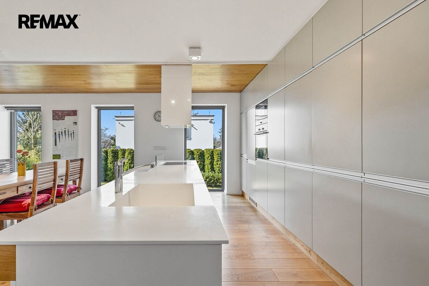 Prodej rodinný dům - Čestlice, okres Praha-východ, Středočeský kraj, 285 m² - 5