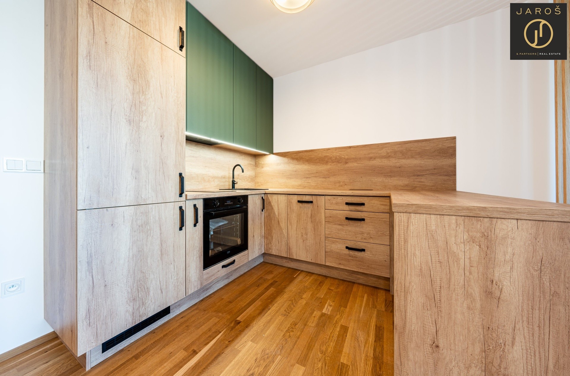 1+kk, Lesík, Kladno, 33 m² - 2