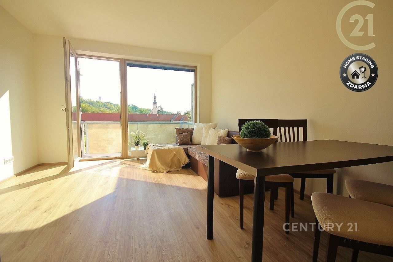 2+kk, náměstí 13. prosince, Oslavany, 54 m²