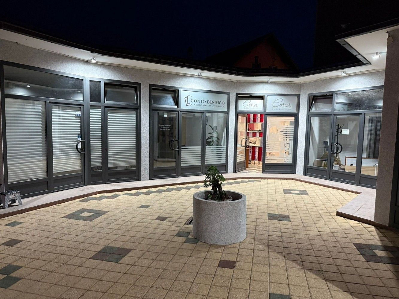 Komerční nemovitost · 35 m² · Donja Dubrava, Grad Zagreb, Chorvatsko - 3