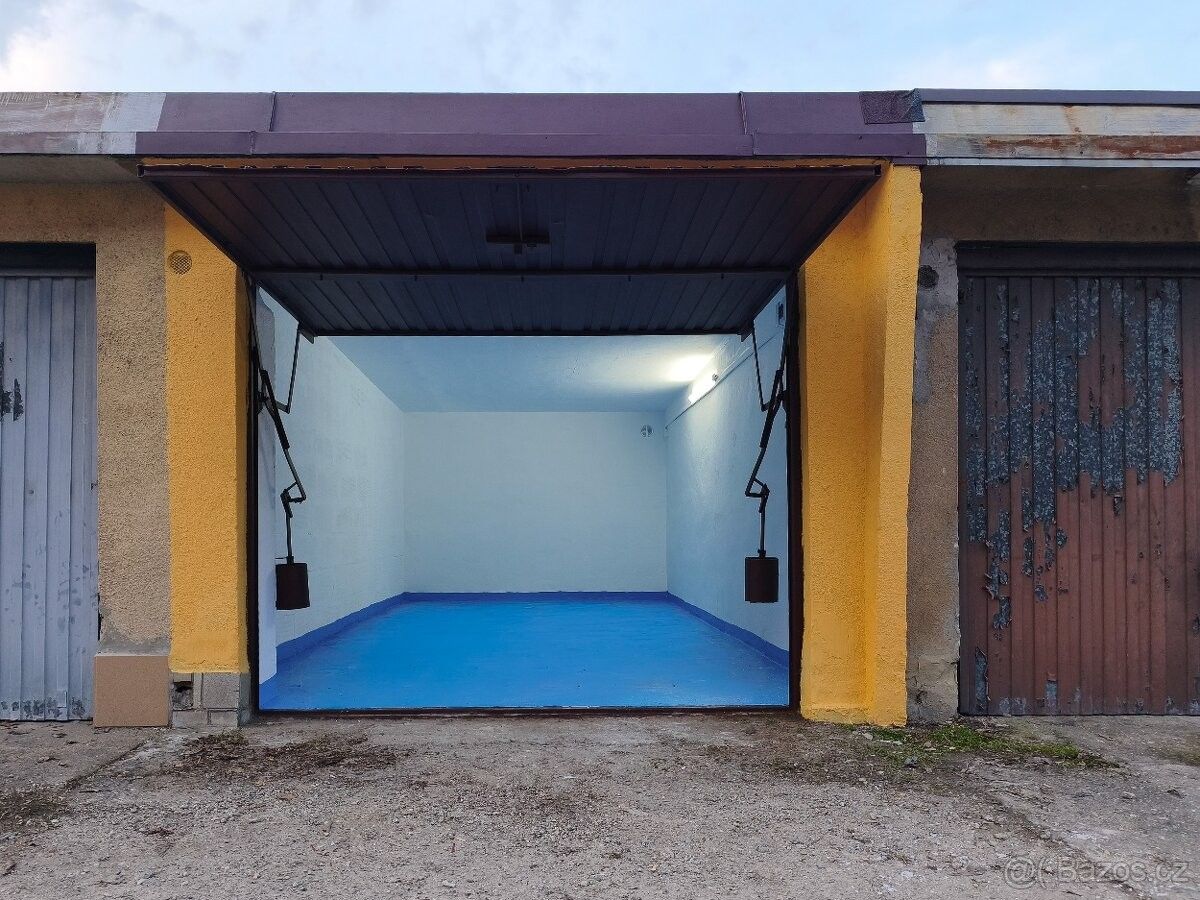 Garáže, Brandýs nad Labem-Stará Boleslav, 250 01