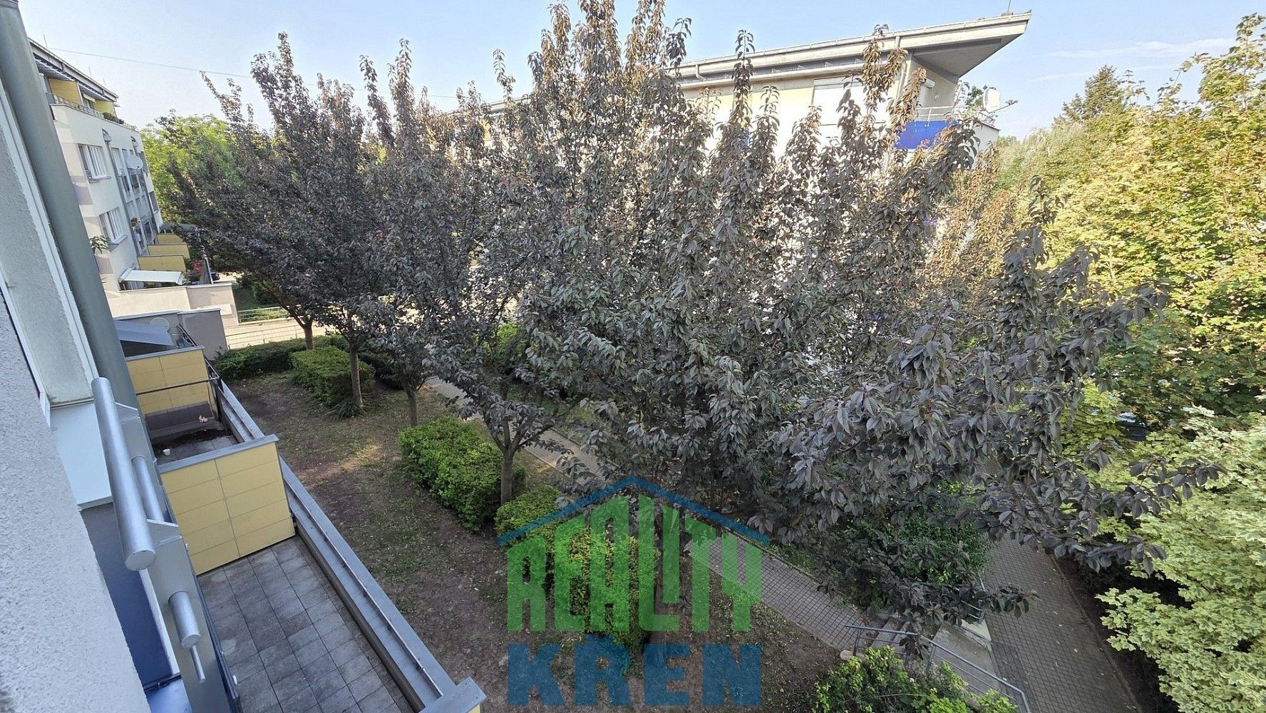 Byt 2+kk · 42 m² · Praha - Kbely, okres Praha 19, Hlavní město Praha - 3