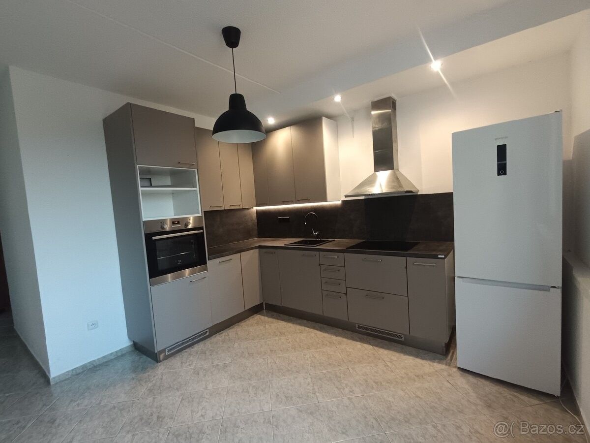 Byty, Pelhřimov, 393 01