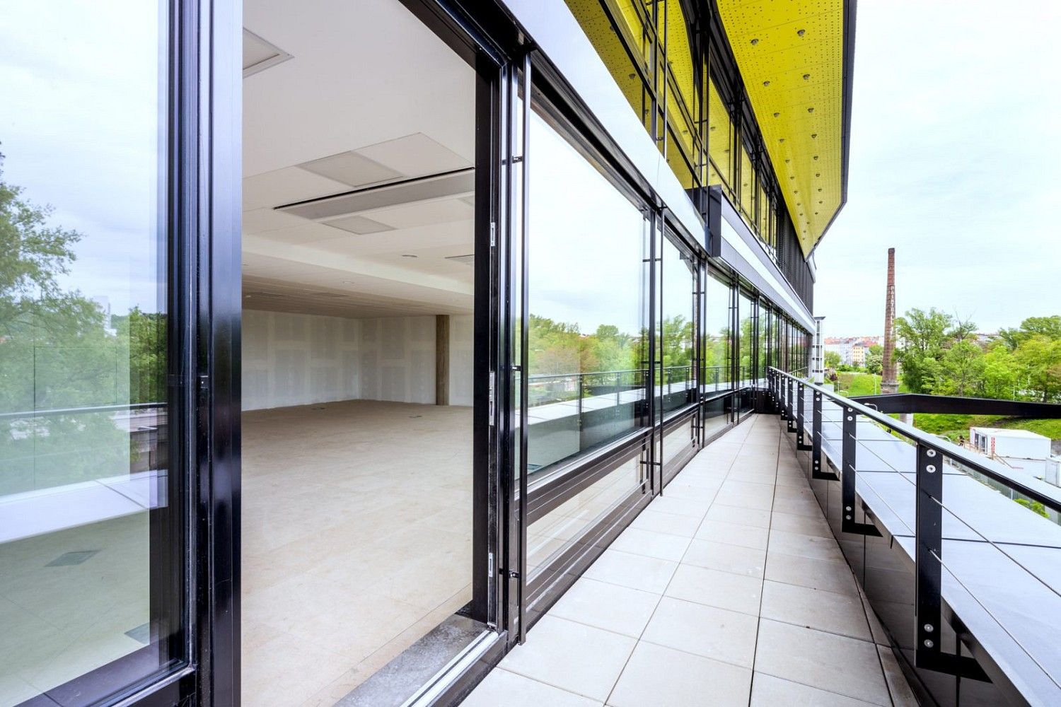 Kancelář · 897 m² · Praha - 4