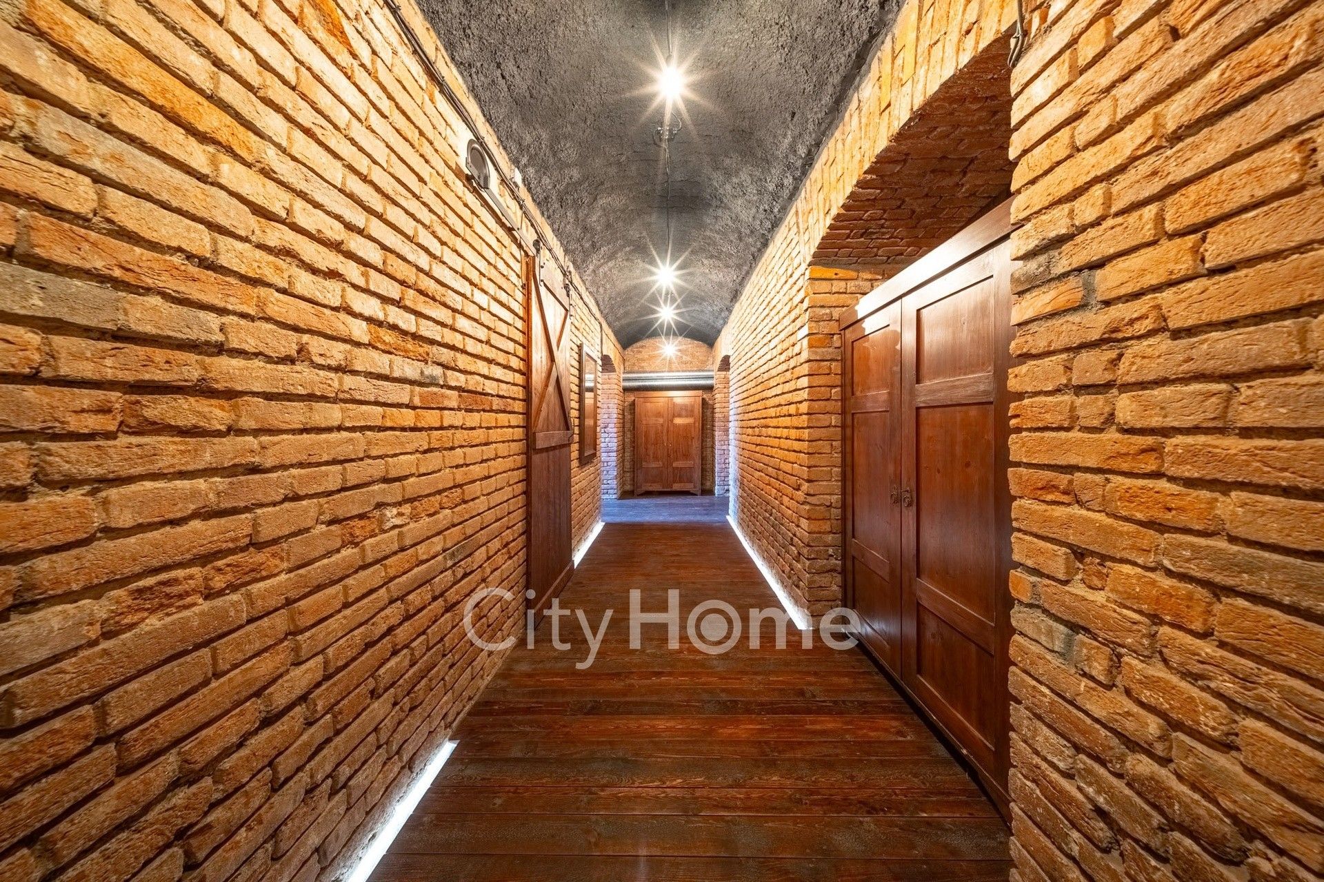 Prodej ostatní - Mělnická, Praha, 95 m²