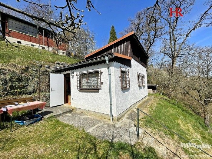 Prodej chata - Kochánky, 2 058 m²