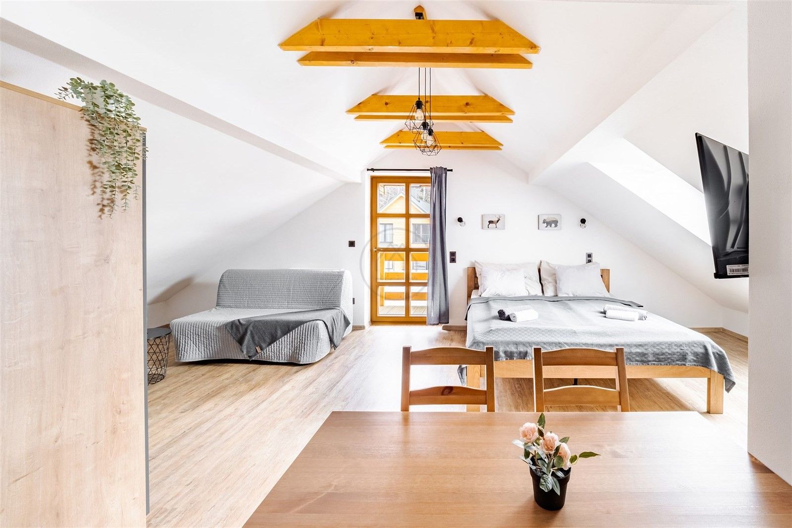 Prodej byt 1+kk - Hůrka, Horní Planá, 47 m²