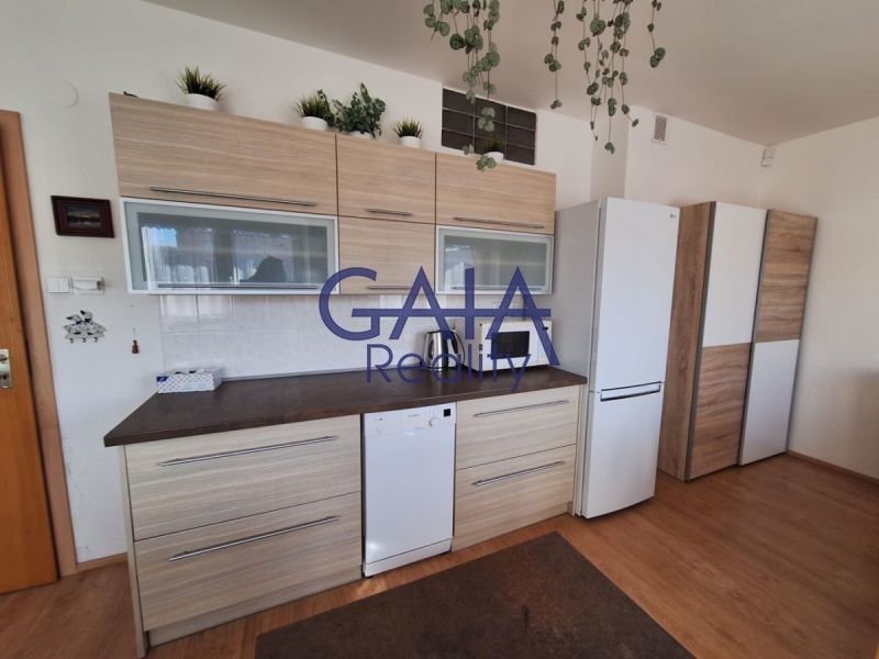 2+1, U Hřiště, Mostkovice, 76 m²