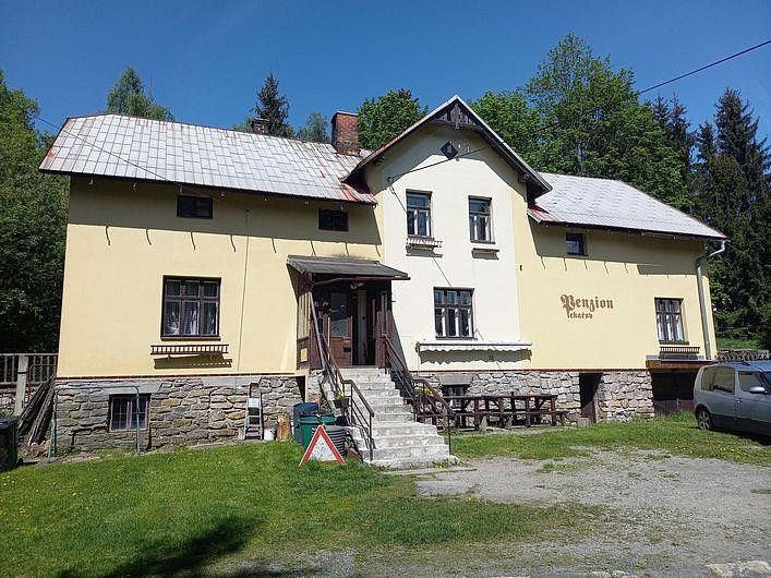 Rodinné domy, Jindřichov, 550 m² - 1