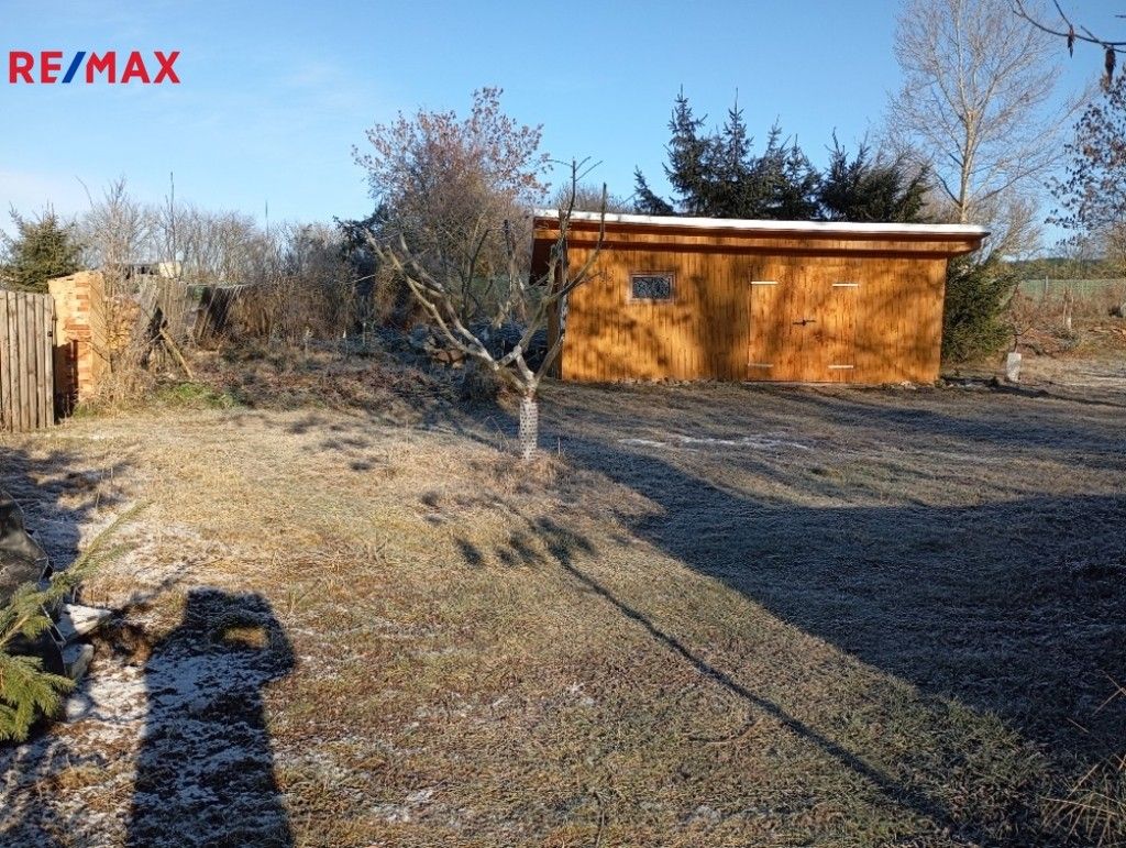 Zahrady, Pšov, 2 m²