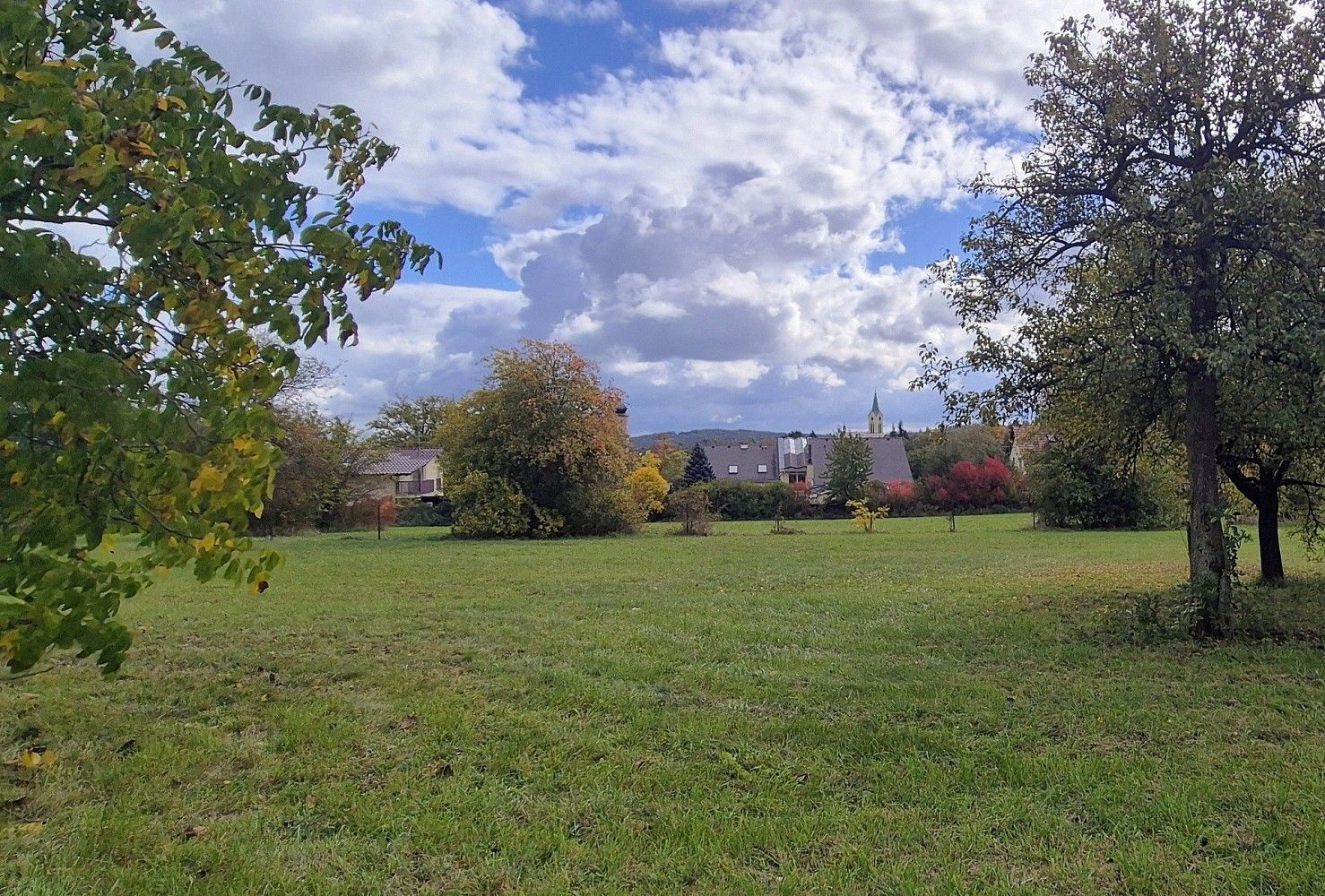 Pozemek pro bydlení, 1 923 m²