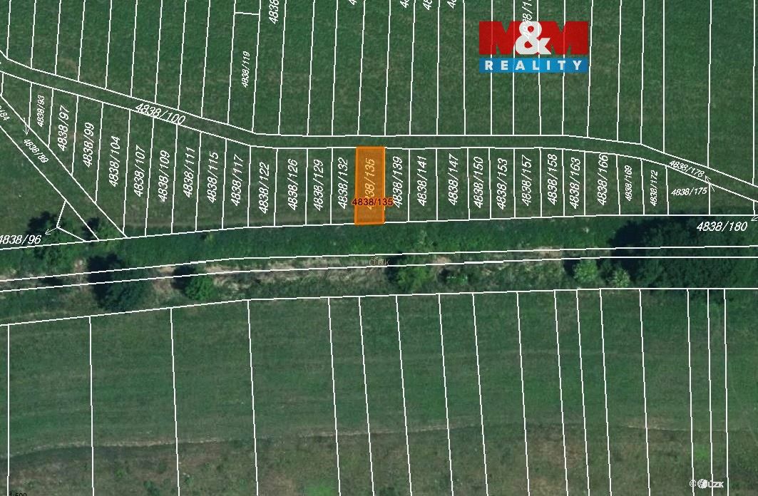 Pozemky pro bydlení, Vracov, 696 42