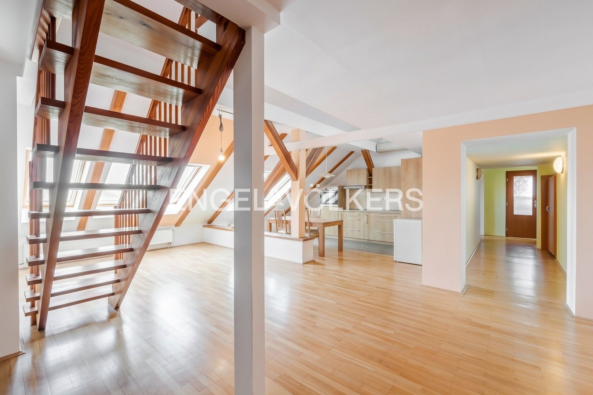 Byt 4+kk · 135 m² · Amurská 822, Praha Vršovice - 4
