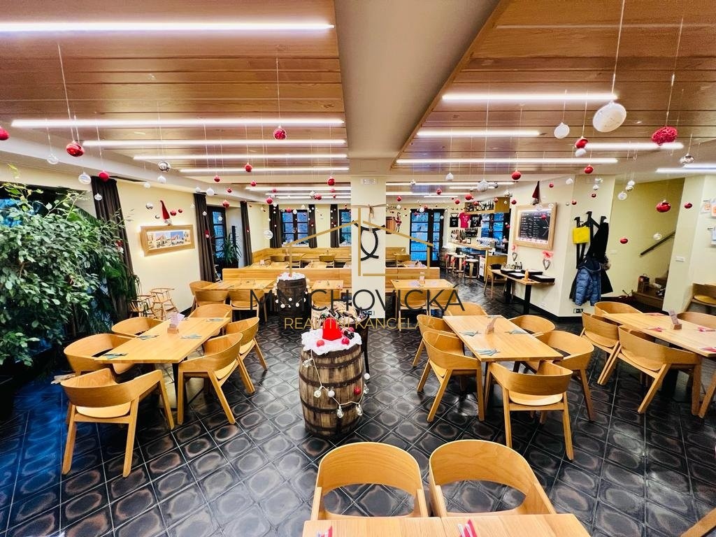 Restaurace · 909 m² · Olivova, Říčany - 3