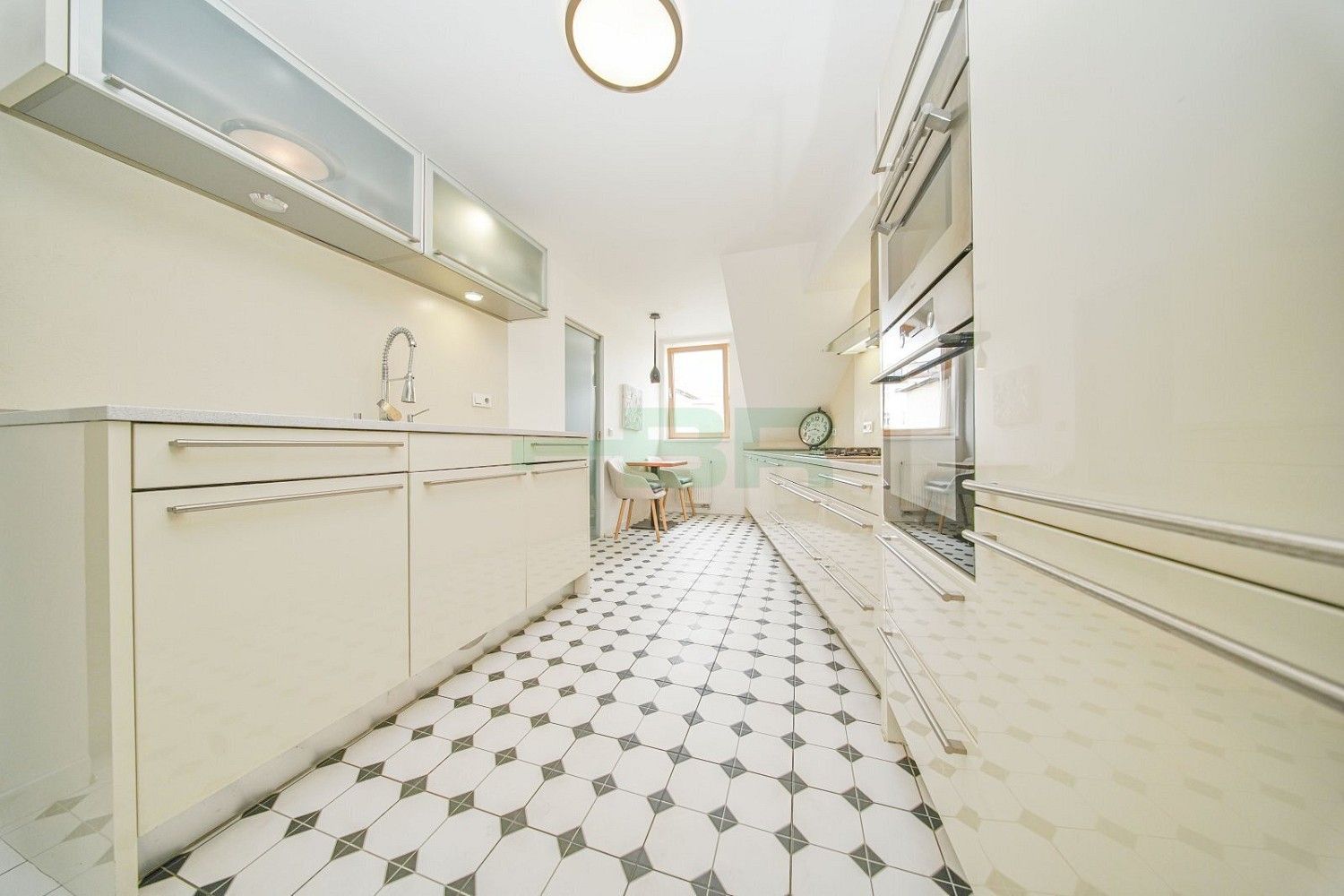 Byt 2+1 · 114 m² · Praha - Vinohrady, okres Praha 2, Hlavní město Praha - 4
