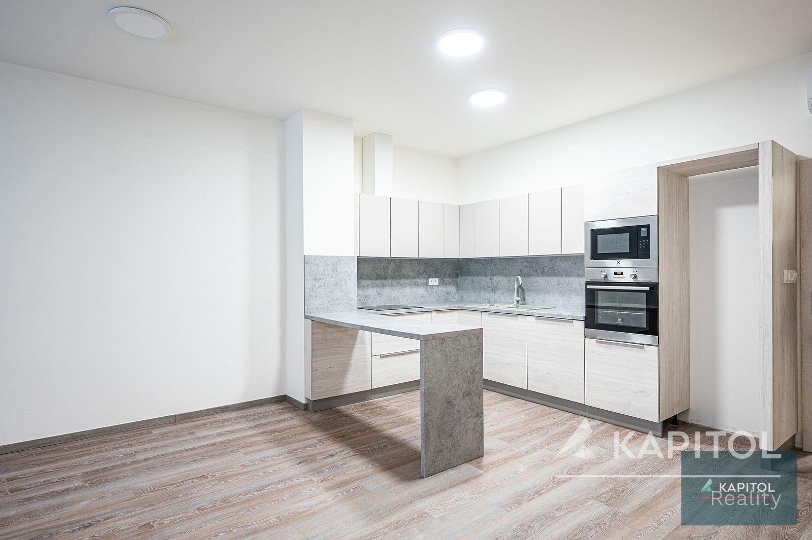 Pronájem byt 1+kk - Zámecká, Veselí nad Moravou, 52 m²